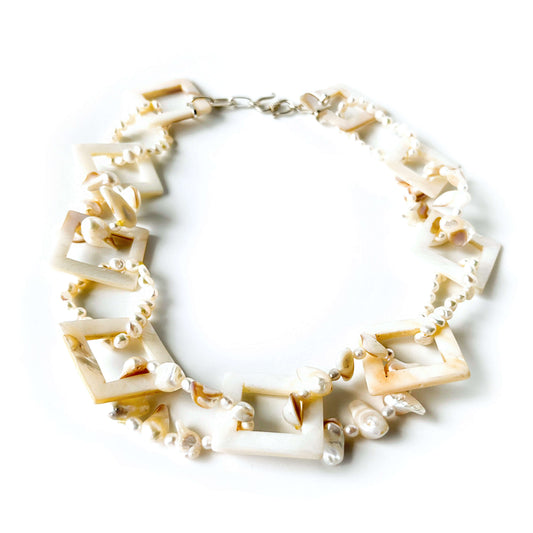 Necklace White Pearl